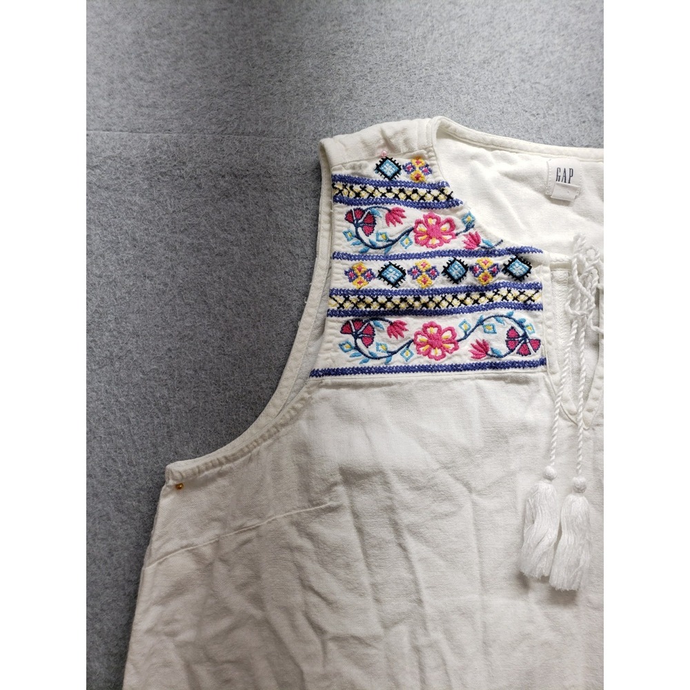 Gap Women Shift Dress M White Sleeveless Embroidery Tasseled V Neck Bohemian - Picture 2 of 16